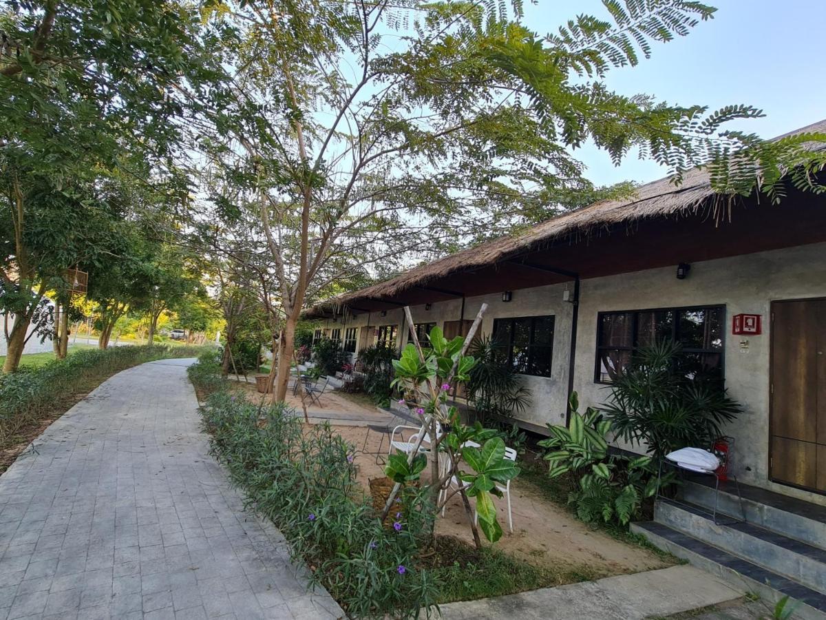 Naga Tara Boutique Resort Phayao Exterior photo