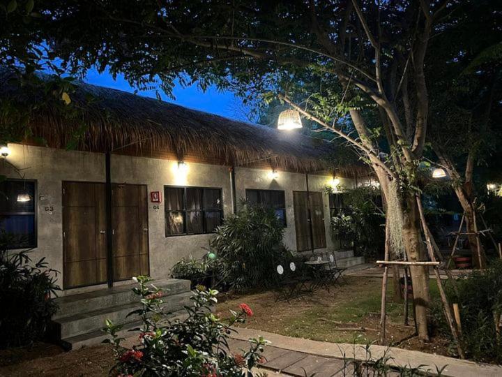 Naga Tara Boutique Resort Phayao Exterior photo