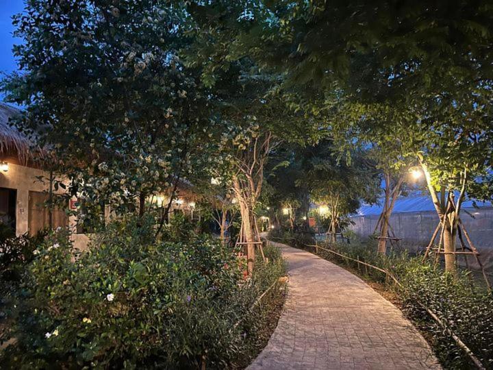 Naga Tara Boutique Resort Phayao Exterior photo